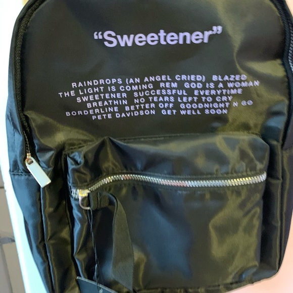Ariana grande back pack brand new - Picture 4 of 7